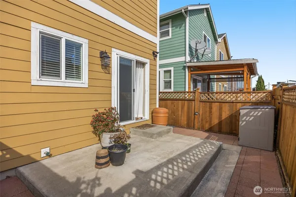 $719,000 | 10250 17th Avenue Southwest, Seattle, WA 98146