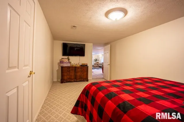 $429,000 | 12451 Dahmer Way, Carterville, IL 62918