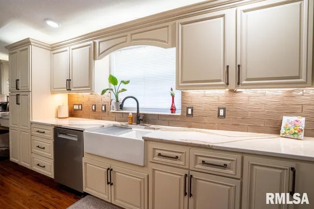 $429,000 | 12451 Dahmer Way, Carterville, IL 62918