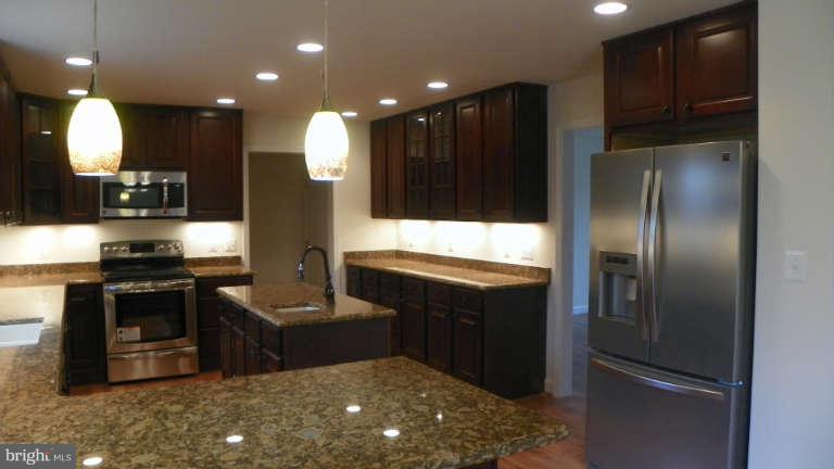 205 Gay Road Warrenton, VA 20186 - Photo 11 of 25 Kitchen