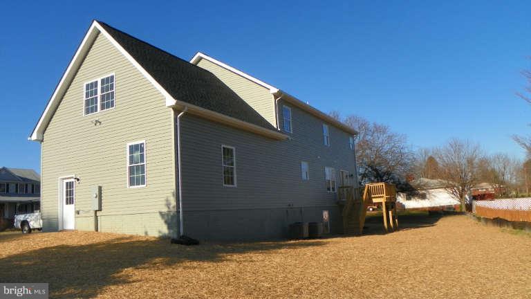 205 Gay Road Warrenton, VA 20186 - Photo 3 of 25 Exterior (Rear)