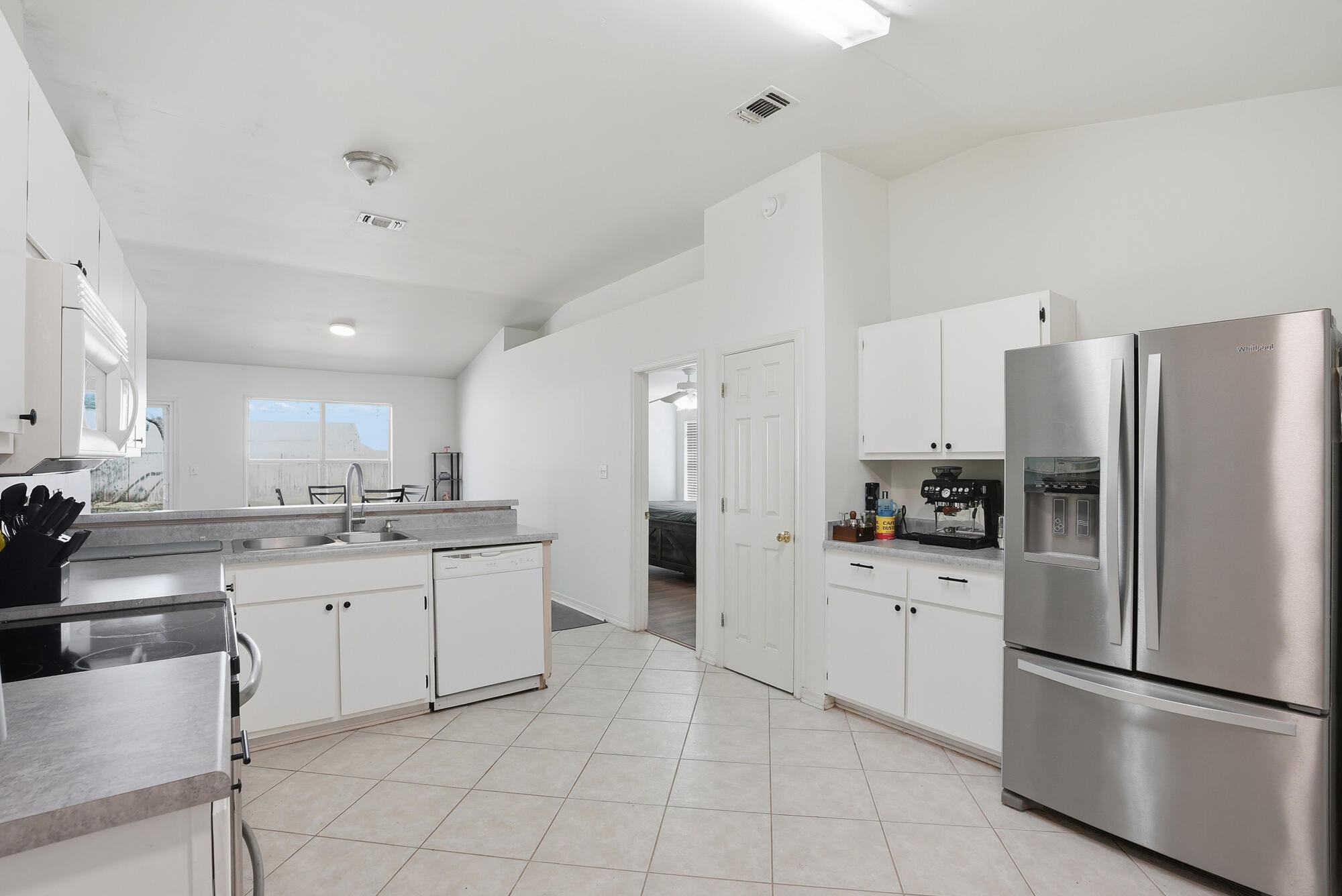 4719 Connor Drive Crestview, FL 32539 - Photo 13 of 29 4719_connor_dr_awp_media-047