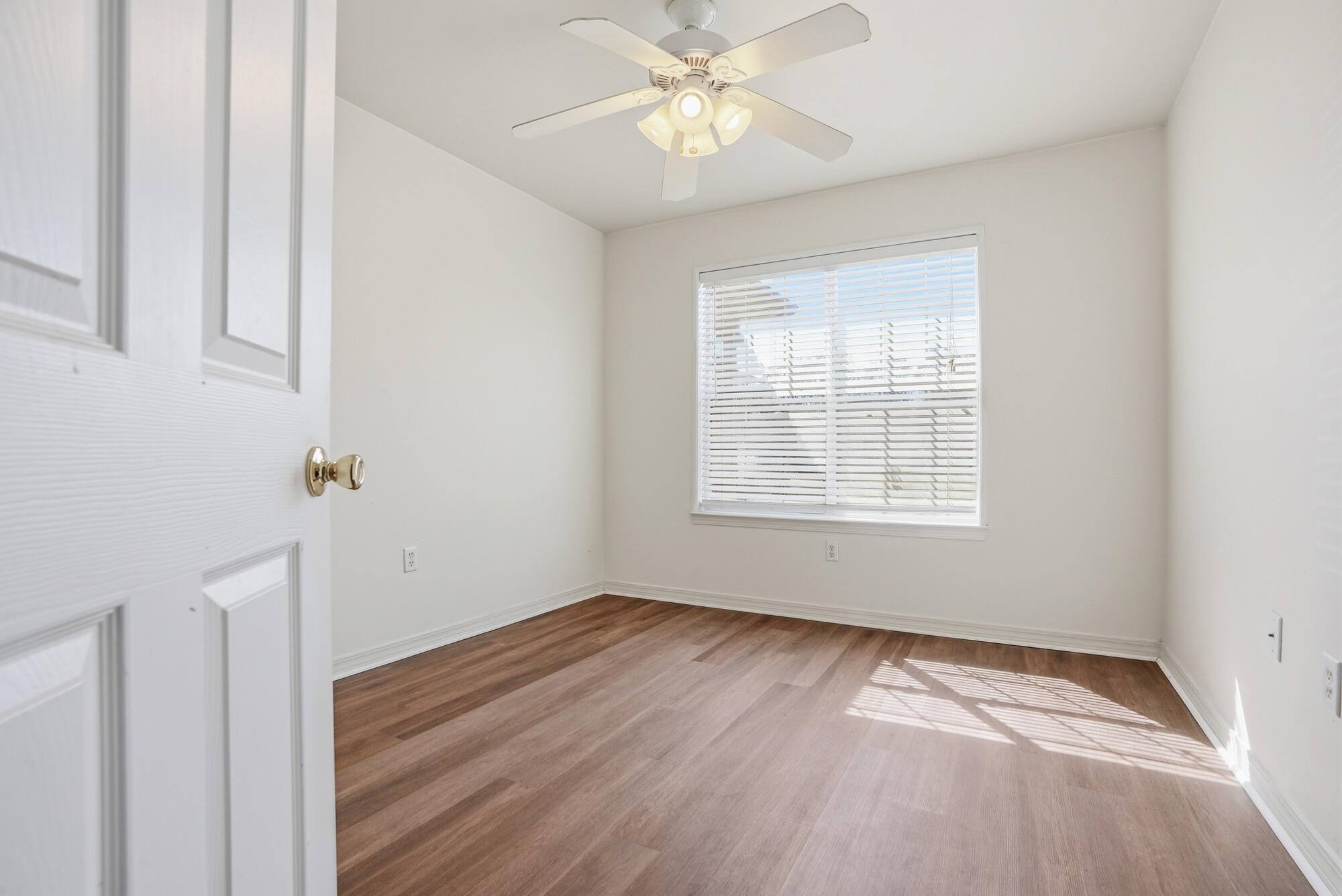 4719 Connor Drive Crestview, FL 32539 - Photo 18 of 29 4719_connor_dr_awp_media-065