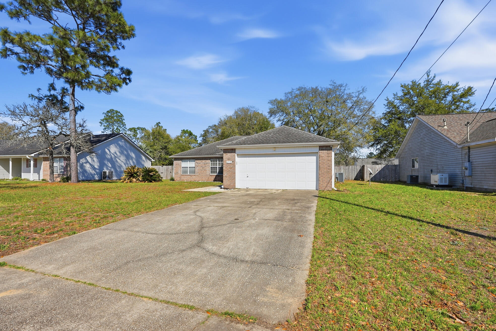 4719 Connor Drive Crestview, FL 32539 - Photo 4 of 29 4719_connor_dr_awp_media-008
