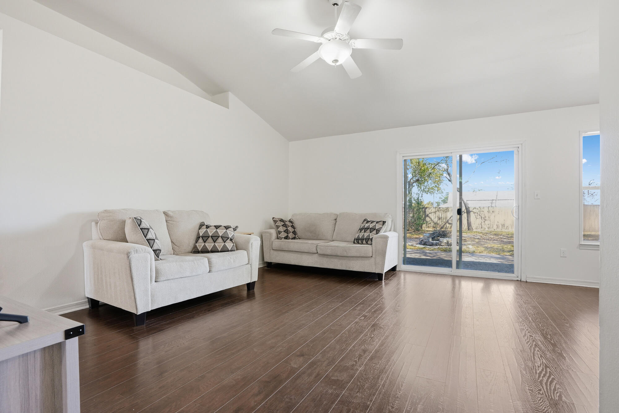 4719 Connor Drive Crestview, FL 32539 - Photo 7 of 29 4719_connor_dr_awp_media-020