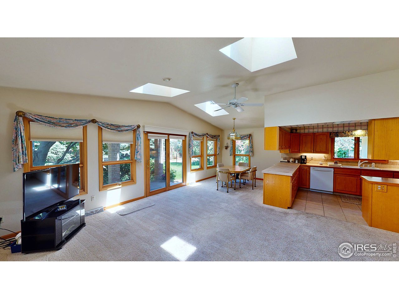 1840 Frontier Road Greeley, CO 80634 - Photo 8 of 40 Gallery Image 8