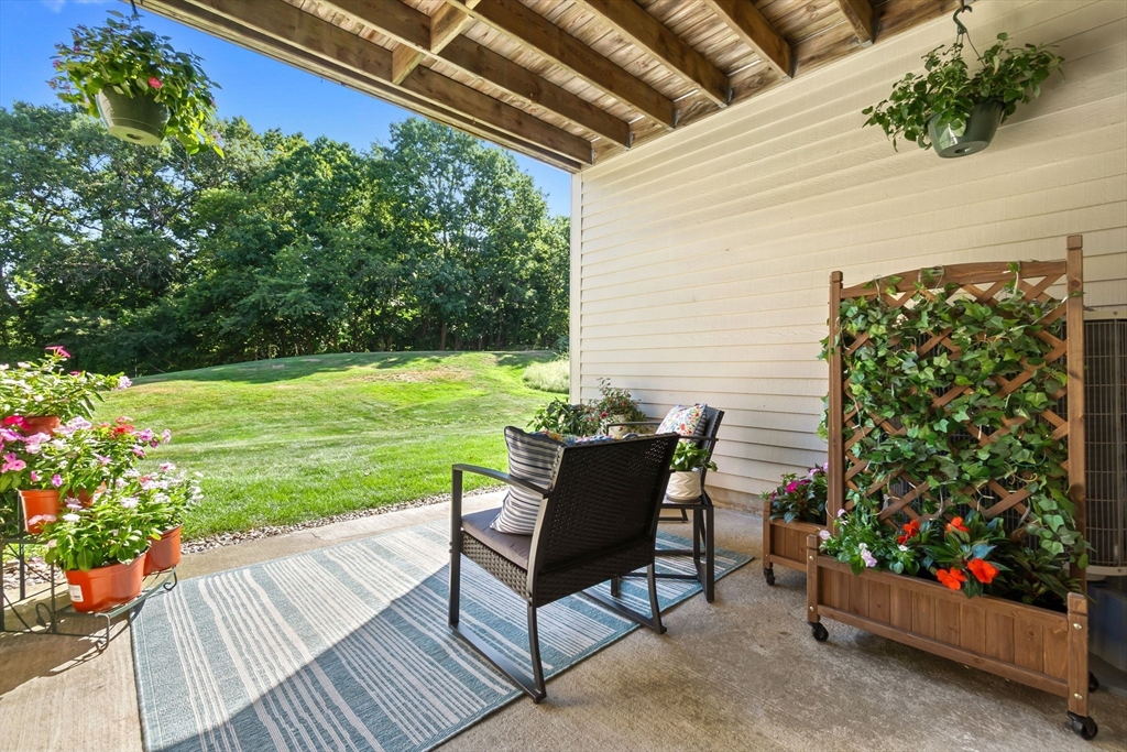 4 Duck Pond Road, Unit 206 Beverly, MA 01915 - Photo 23 of 29 Gallery Image 23