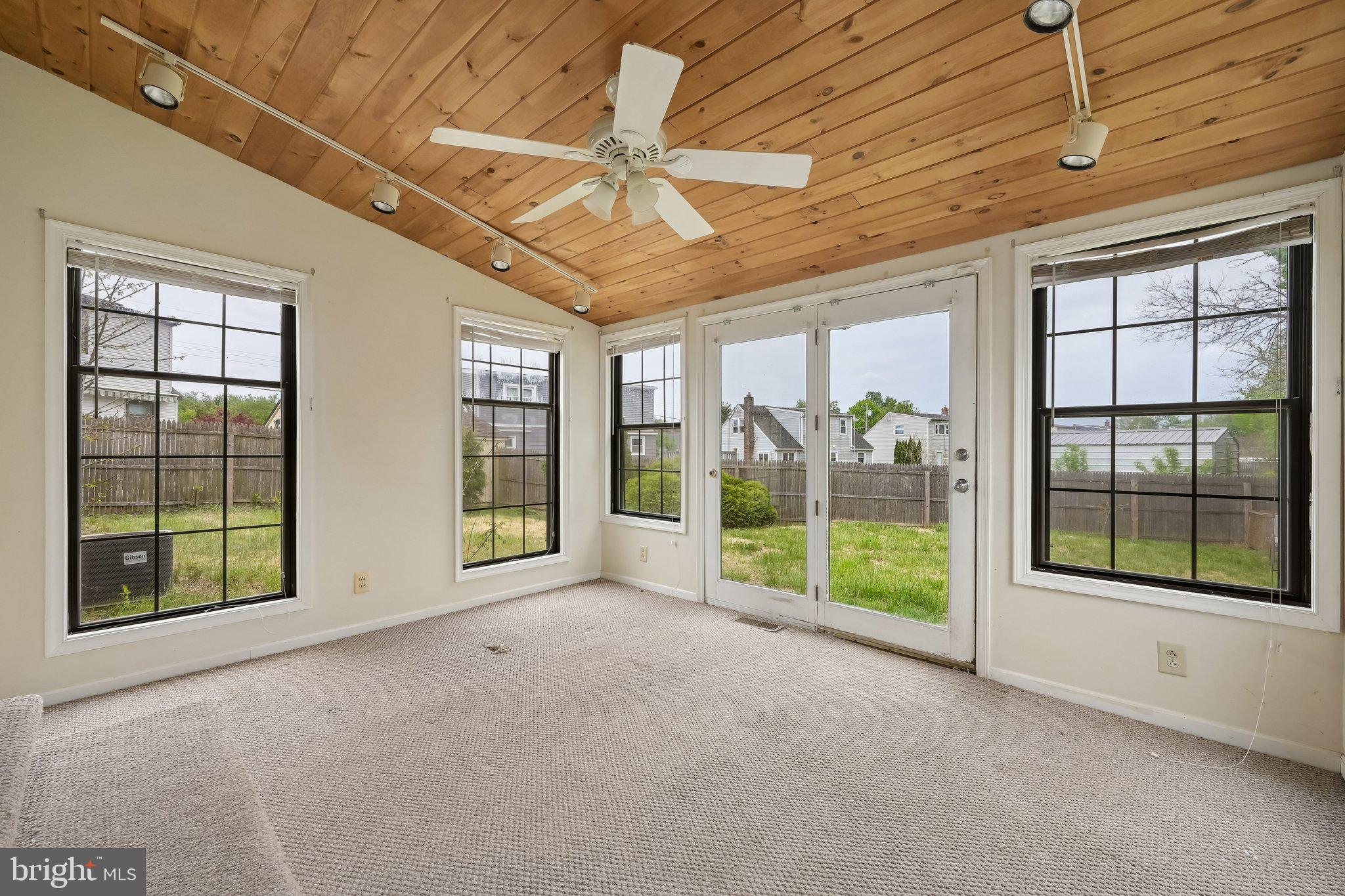196 Tansboro Road Berlin, NJ 08009 - Photo 21 of 25 Sunroom