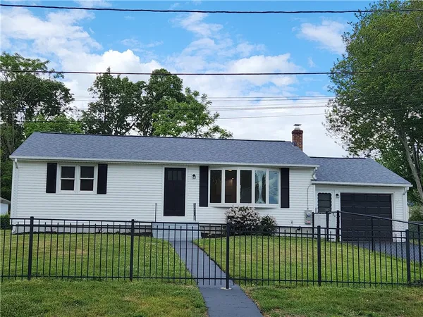 $399,900 | 11 Wood Street, West Warwick, RI 02893
