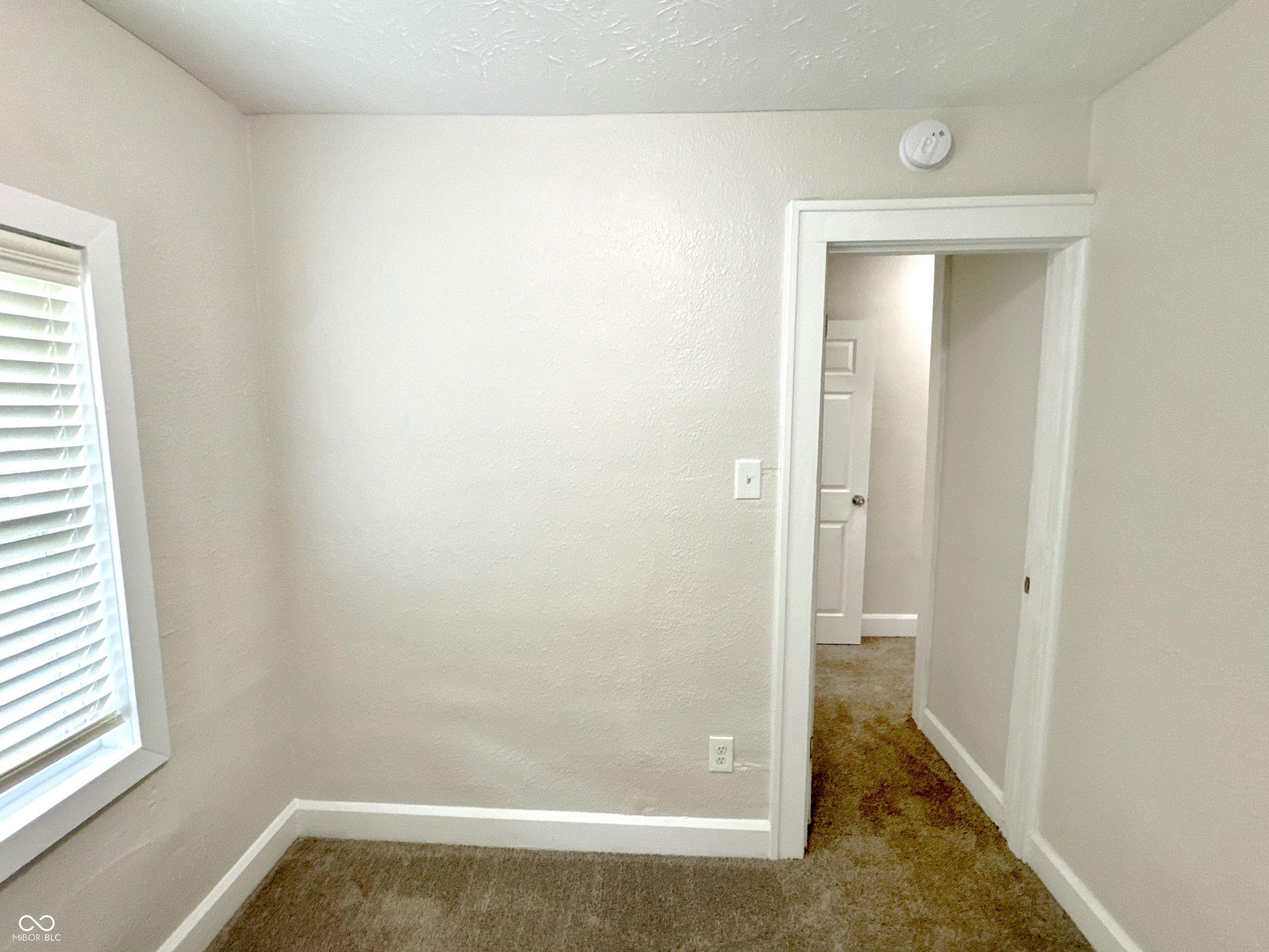 822 North Lasalle Street Indianapolis, IN 46201 - Photo 25 of 37