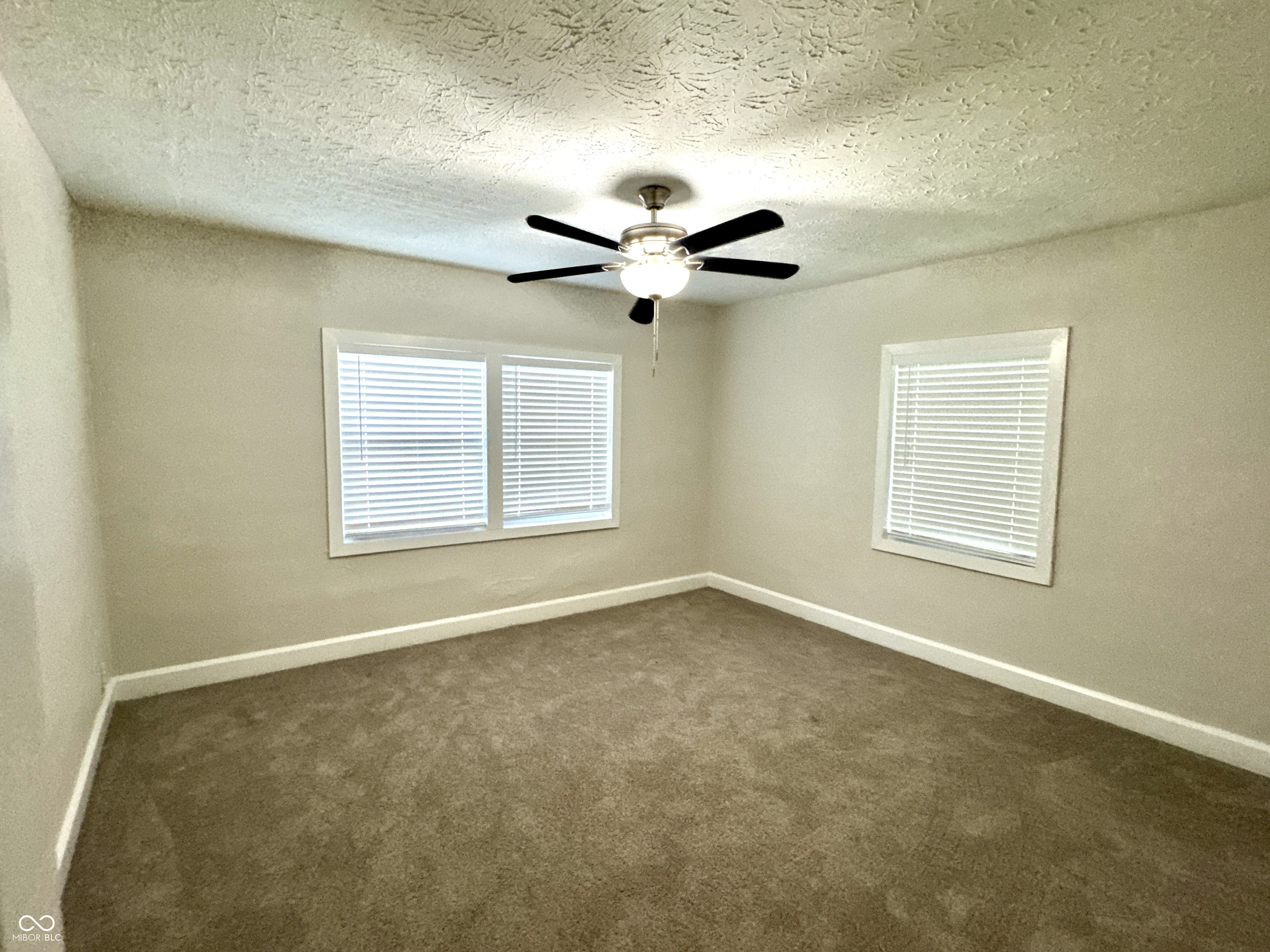 822 North Lasalle Street Indianapolis, IN 46201 - Photo 28 of 37