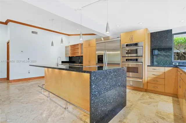 $5,600 | 8035 Southwest 89th Court, Miami, FL 33173