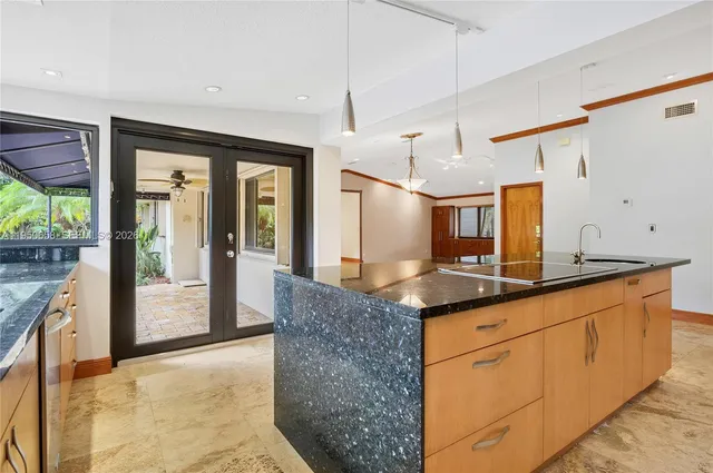 $5,600 | 8035 Southwest 89th Court, Miami, FL 33173