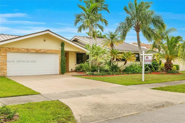 $5,600 | 8035 Southwest 89th Court, Miami, FL 33173