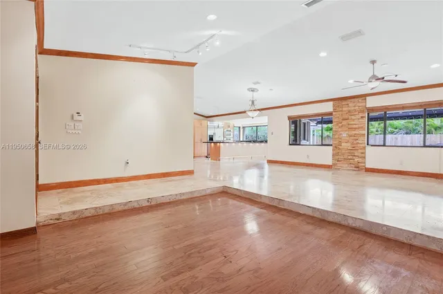 $5,600 | 8035 Southwest 89th Court, Miami, FL 33173