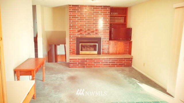 2717 McLeod Road Bellingham, WA 98225 - Photo 2 of 17 Gallery Image 2
