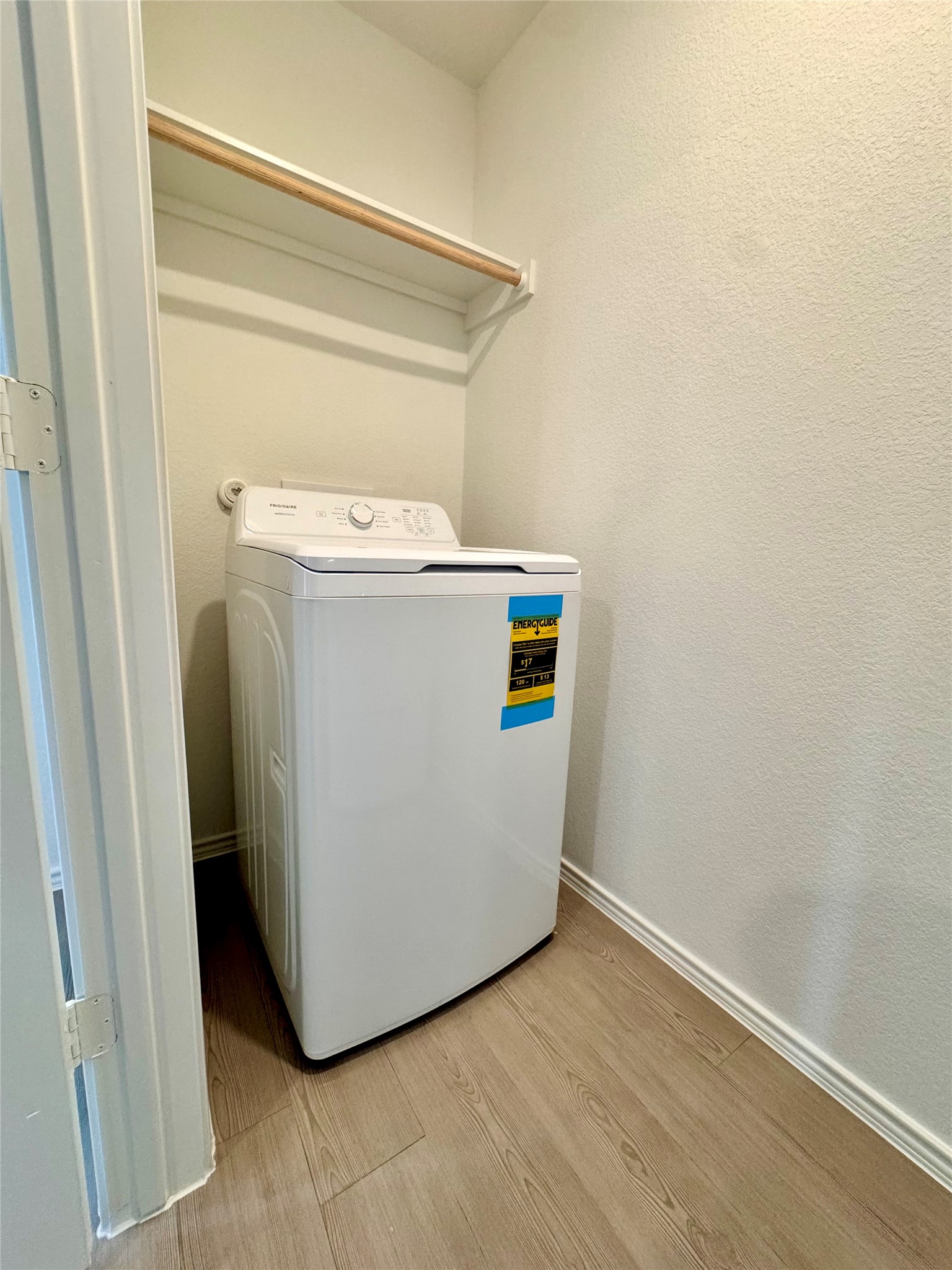 554 Sormonne Loop Kyle, TX 78640 - Photo 17 of 35 Washer and dryer provided