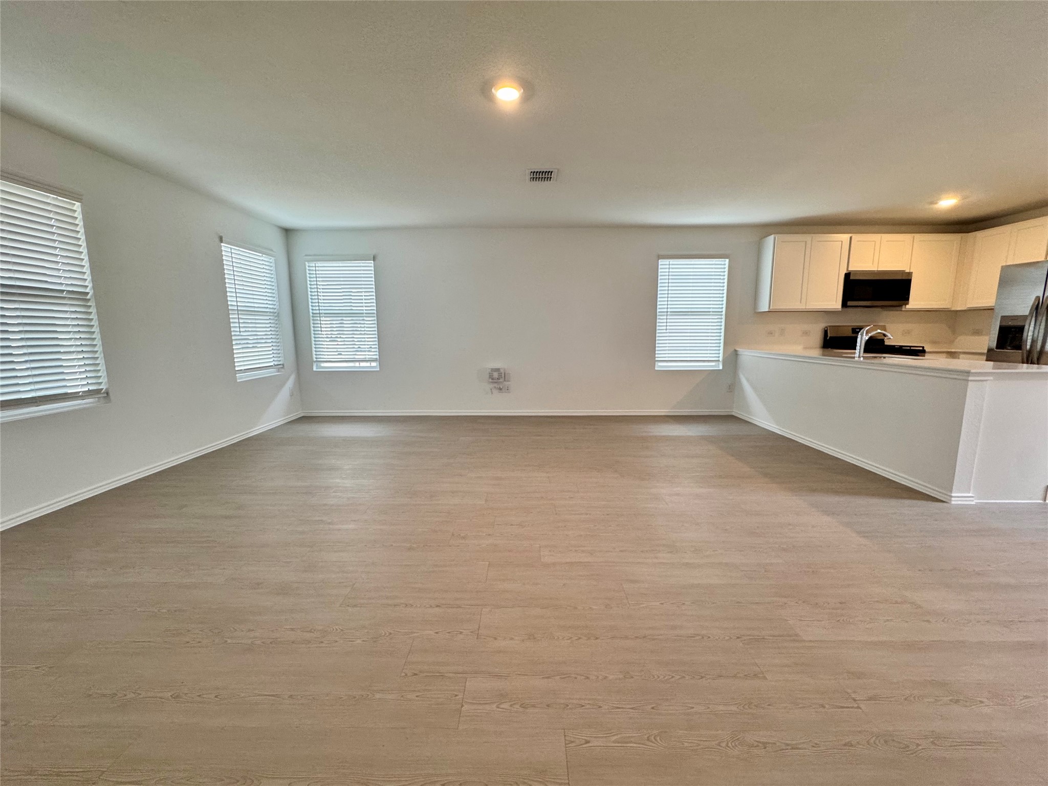 554 Sormonne Loop Kyle, TX 78640 - Photo 7 of 35