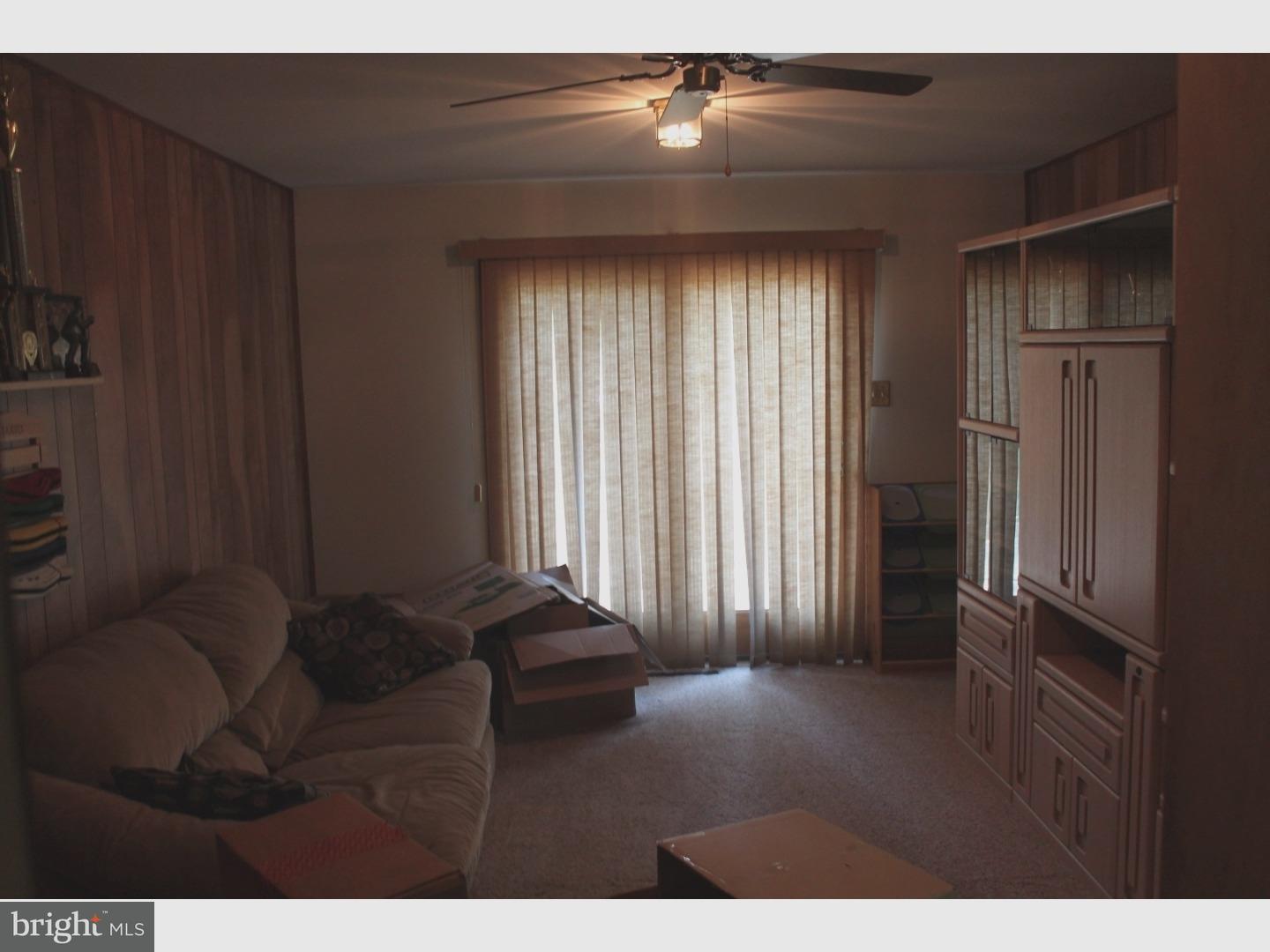 1142 Cushmore Road Southampton, PA 18966 - Photo 5 of 25 Family Room
