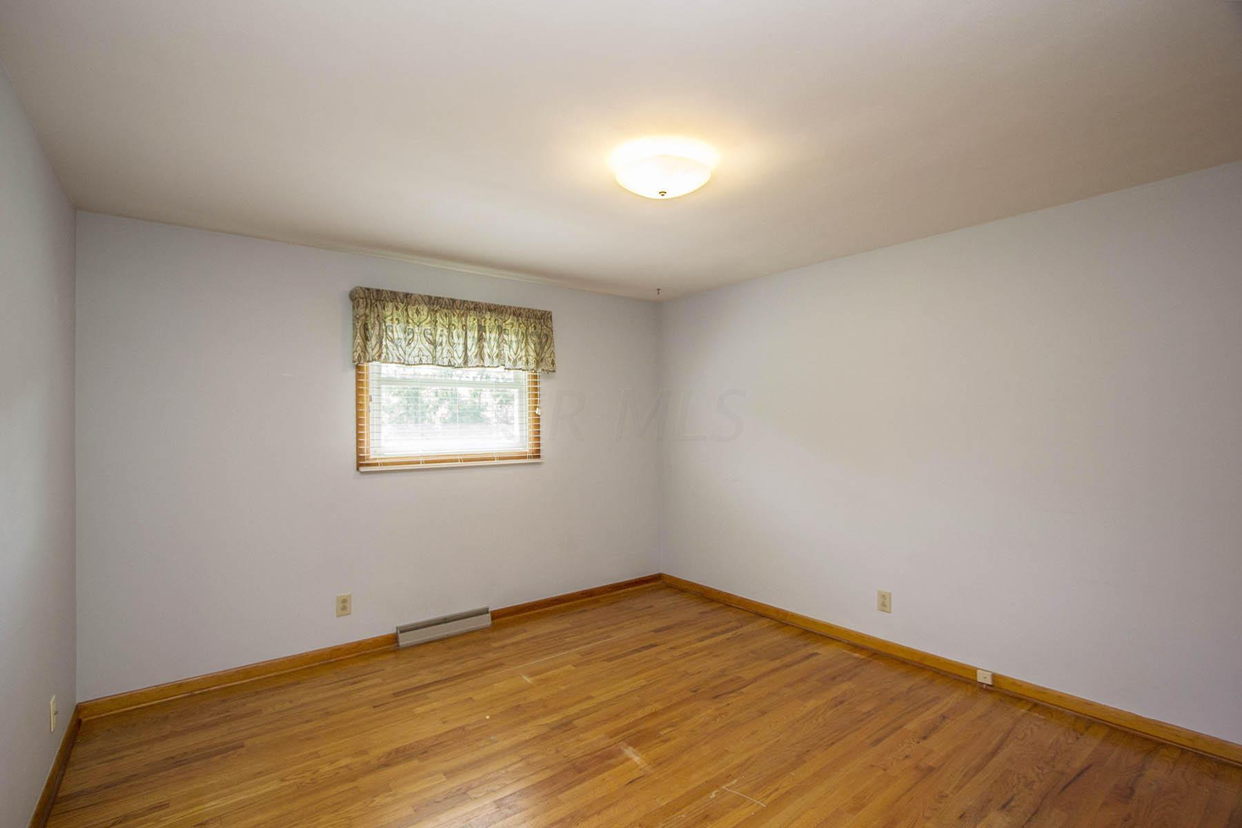 6878 Perry Road Centerburg, OH 43011 - Photo 7 of 33 Gallery Image 7