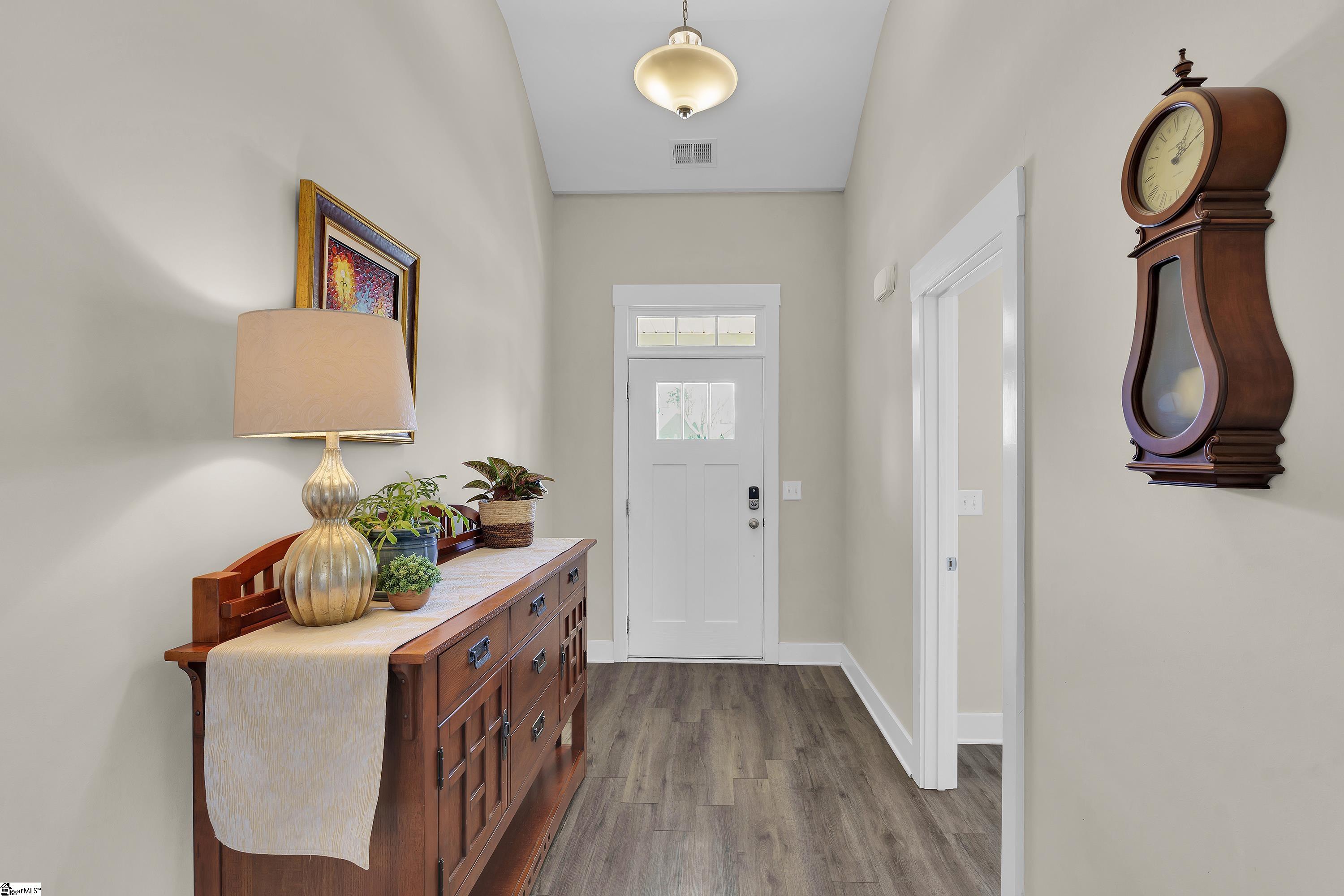 621 Longfellow Way Simpsonville, SC 29681 - Photo 3 of 41