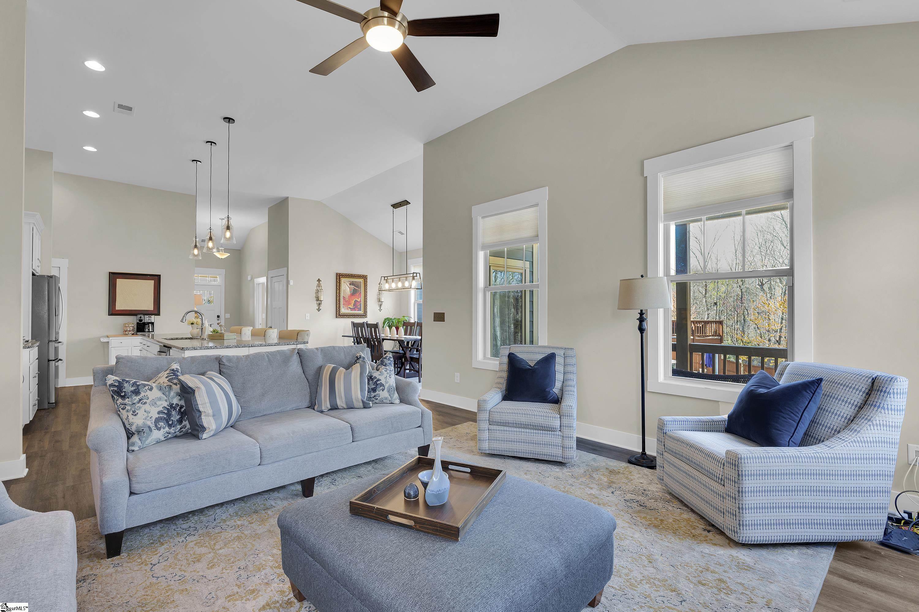 621 Longfellow Way Simpsonville, SC 29681 - Photo 10 of 41