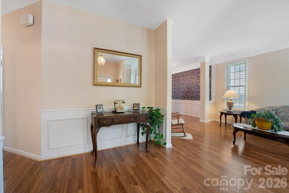 11932 Fox Glen Road Charlotte, NC 28269 - Photo 5 of 32