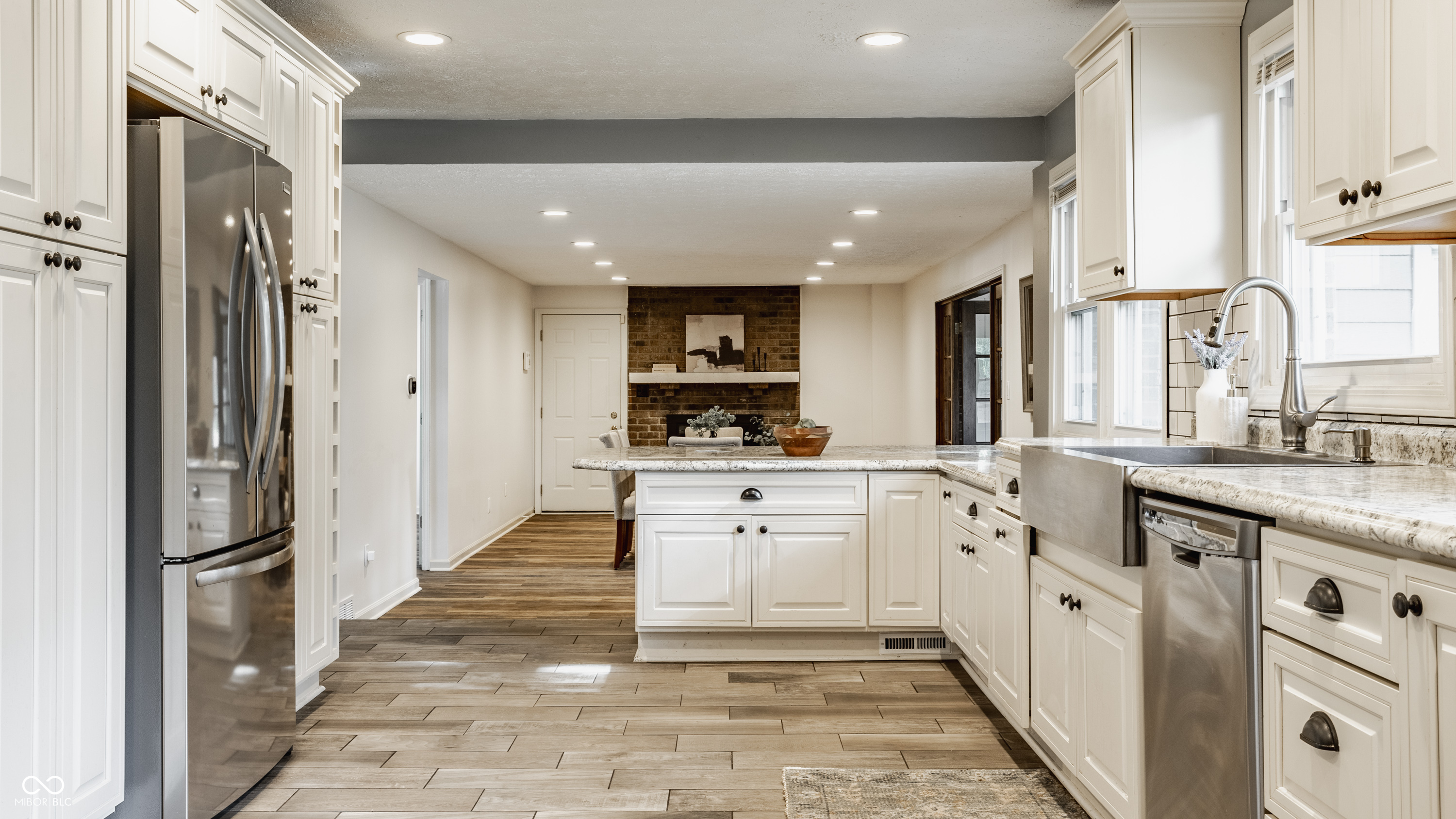 9649 Sycamore Road Carmel, IN 46032 - Photo 7 of 19