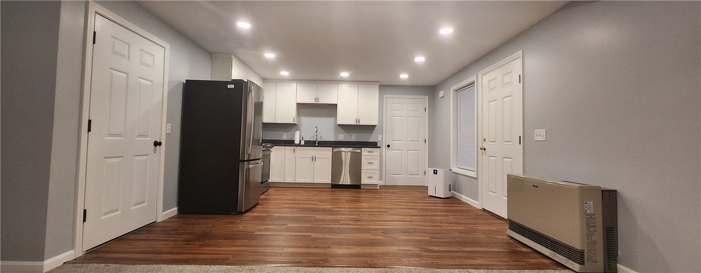 91 Danielson Pike Foster, RI 02825 - Photo 6 of 33