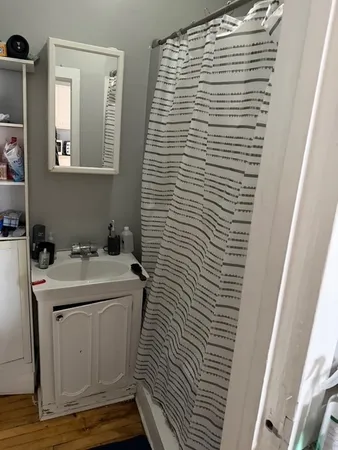 $1,850 | 1933 North Damen Avenue, Unit 3, Chicago, IL 60647