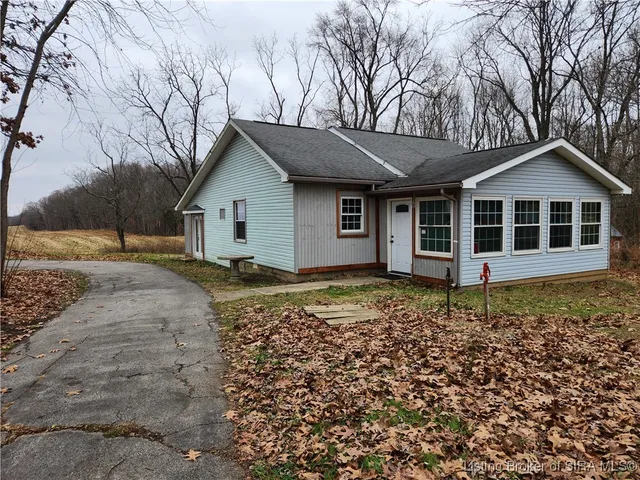 $91,998 | 13515 Buffalo Trace Road, Palmyra, IN 47164