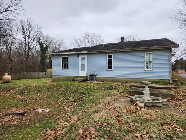 $91,998 | 13515 Buffalo Trace Road, Palmyra, IN 47164