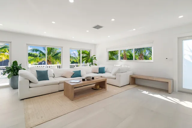 $2,399,000 | 240 Mohawk Street, Tavernier, FL 33070