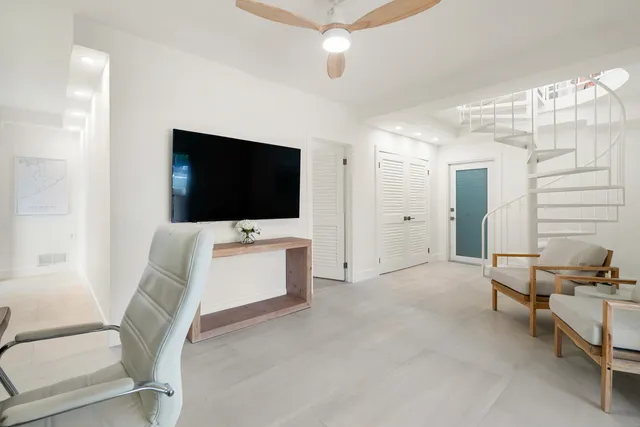 $2,399,000 | 240 Mohawk Street, Tavernier, FL 33070