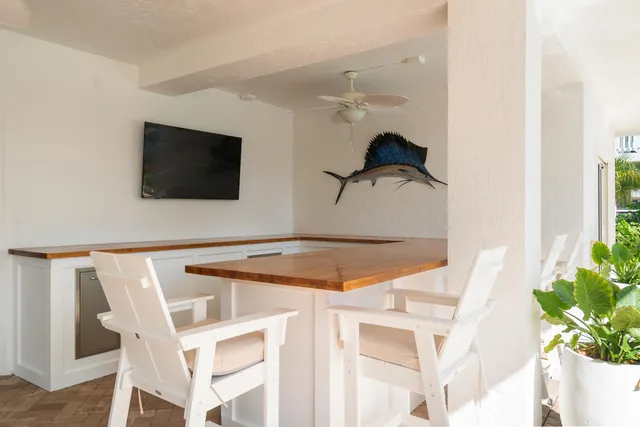 $2,399,000 | 240 Mohawk Street, Tavernier, FL 33070