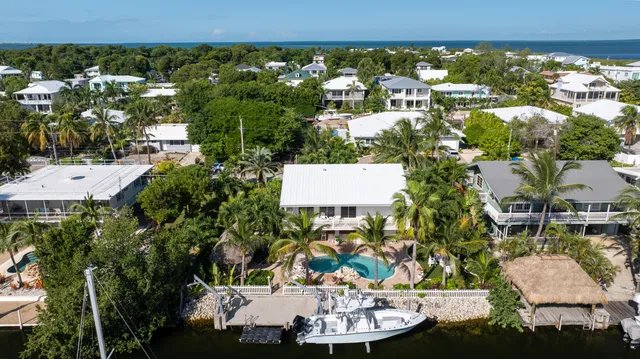 $2,399,000 | 240 Mohawk Street, Tavernier, FL 33070