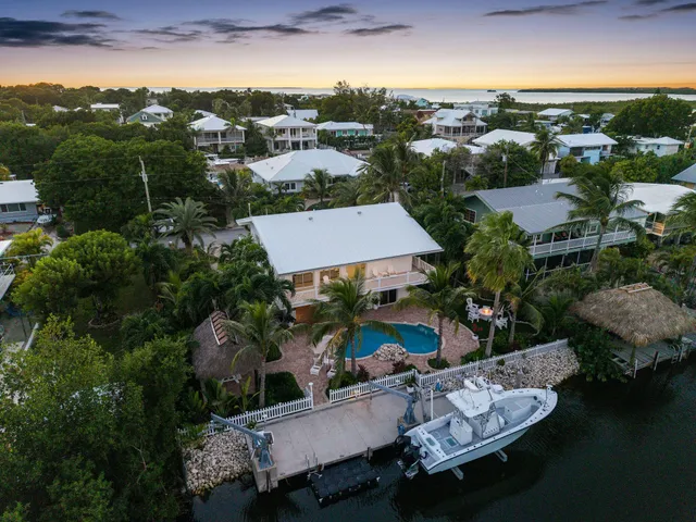 $2,399,000 | 240 Mohawk Street, Tavernier, FL 33070