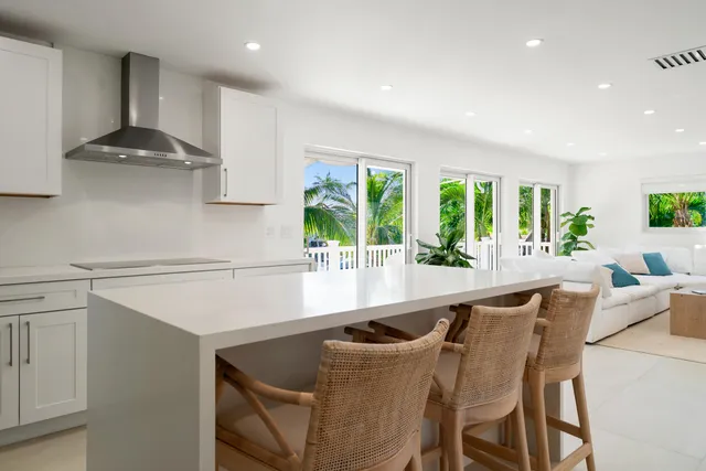 $2,399,000 | 240 Mohawk Street, Tavernier, FL 33070