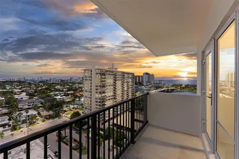 $769,000 | 340 Sunset Drive, Unit 1810, Fort Lauderdale, FL 33301