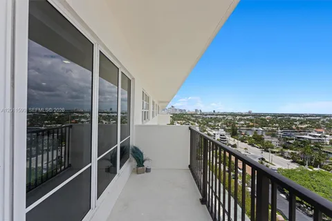 $769,000 | 340 Sunset Drive, Unit 1810, Fort Lauderdale, FL 33301