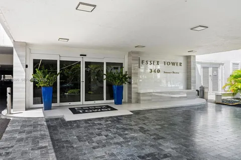 $769,000 | 340 Sunset Drive, Unit 1810, Fort Lauderdale, FL 33301