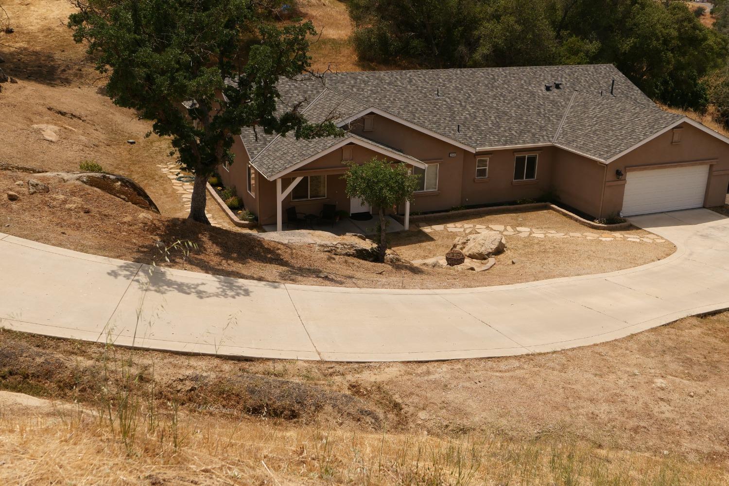 29100 Revis Road Coarsegold, CA 93614 - Photo 4 of 28 Gallery Image 4