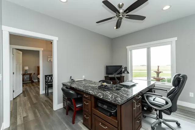 $684,900 | 7630 County 15 Road Southwest, Stewartville, MN 55976