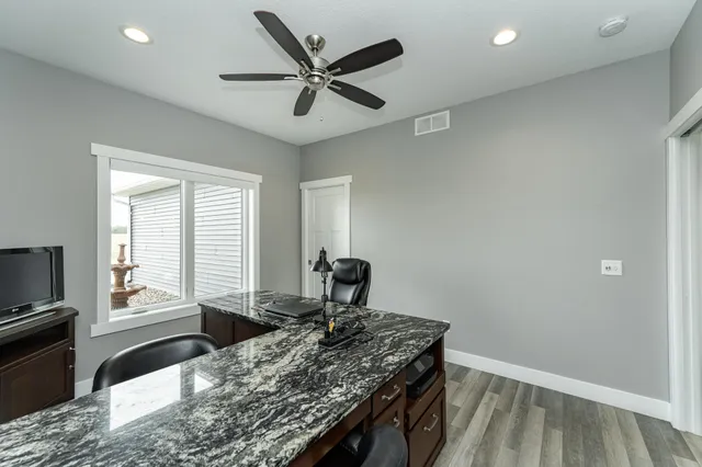 $684,900 | 7630 County 15 Road Southwest, Stewartville, MN 55976