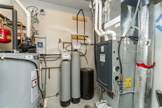 $684,900 | 7630 County 15 Road Southwest, Stewartville, MN 55976