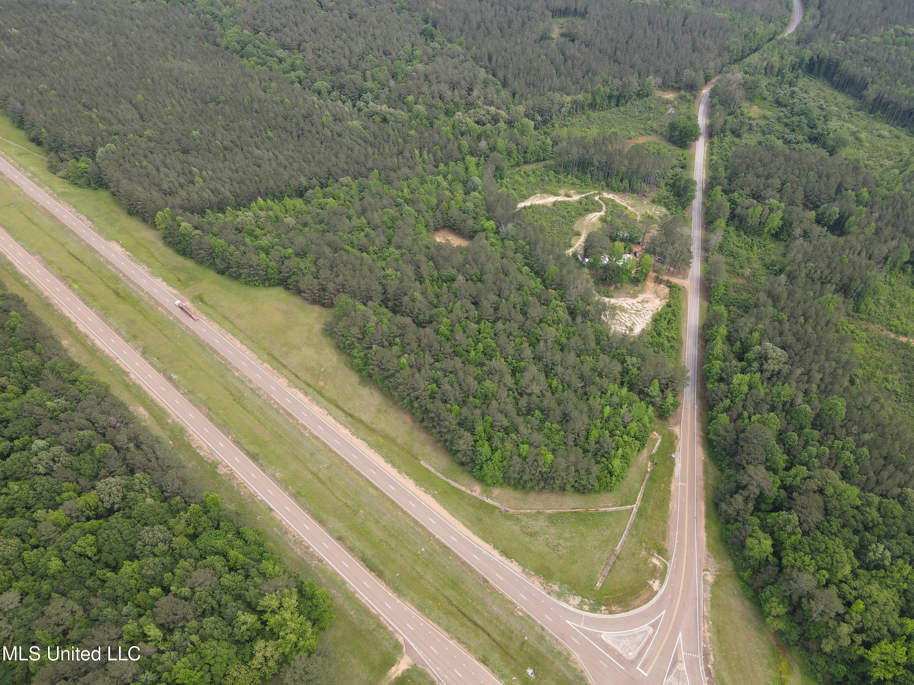 Mars Hill Road Carthage, MS 39051 - Photo 5 of 17 Photo Apr 30 2025, 2 35 13 PM
