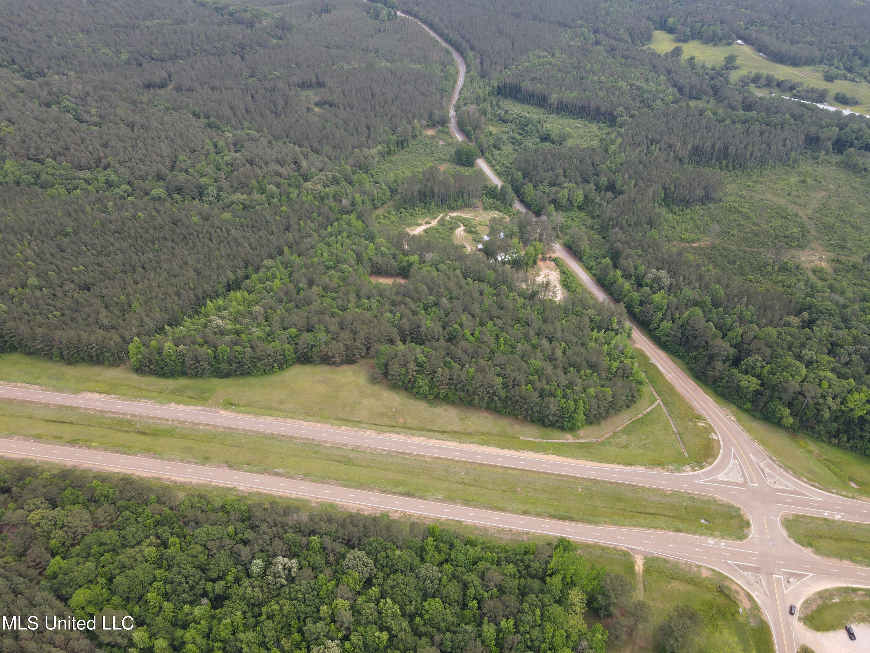 Mars Hill Road Carthage, MS 39051 - Photo 6 of 17 Photo Apr 30 2025, 2 35 40 PM