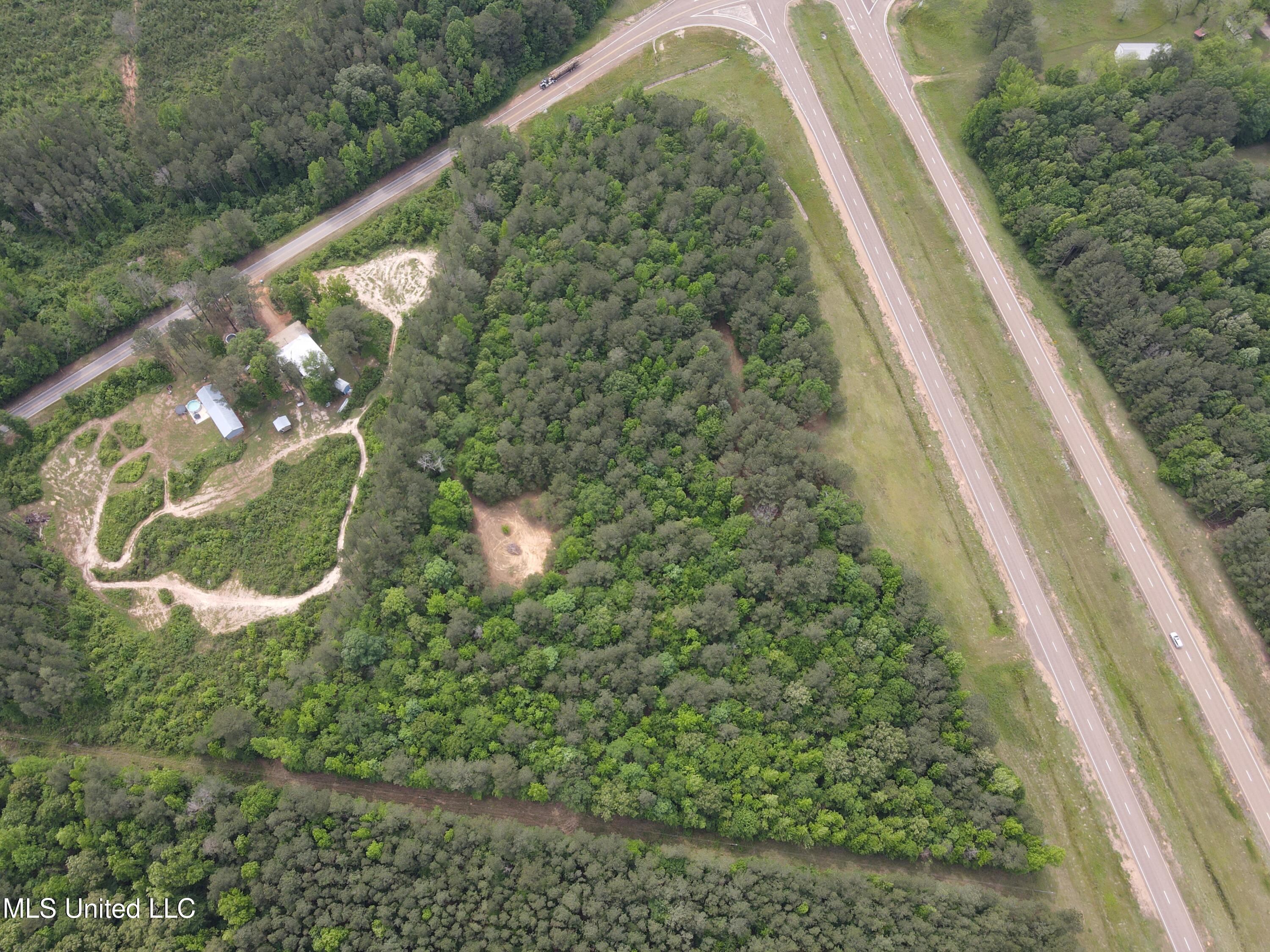 Mars Hill Road Carthage, MS 39051 - Photo 8 of 17 Photo Apr 30 2025, 2 38 03 PM