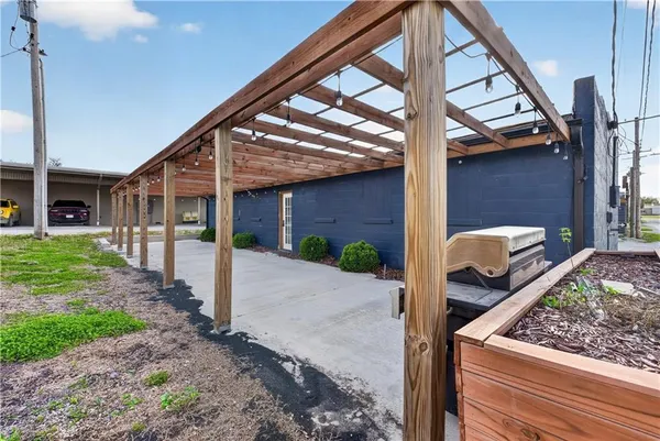 $150,000 | 405 North Virginia Avenue, Adrian, MO 64720