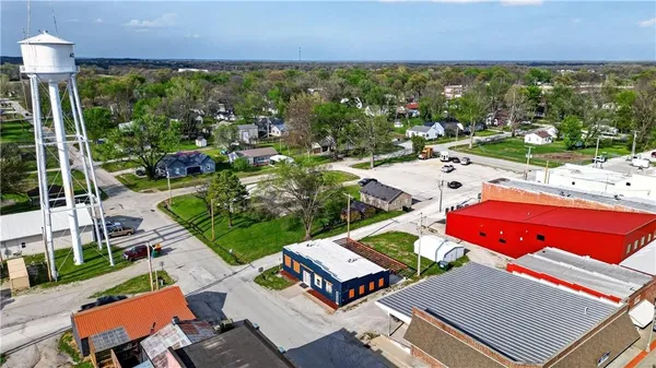 $150,000 | 405 North Virginia Avenue, Adrian, MO 64720